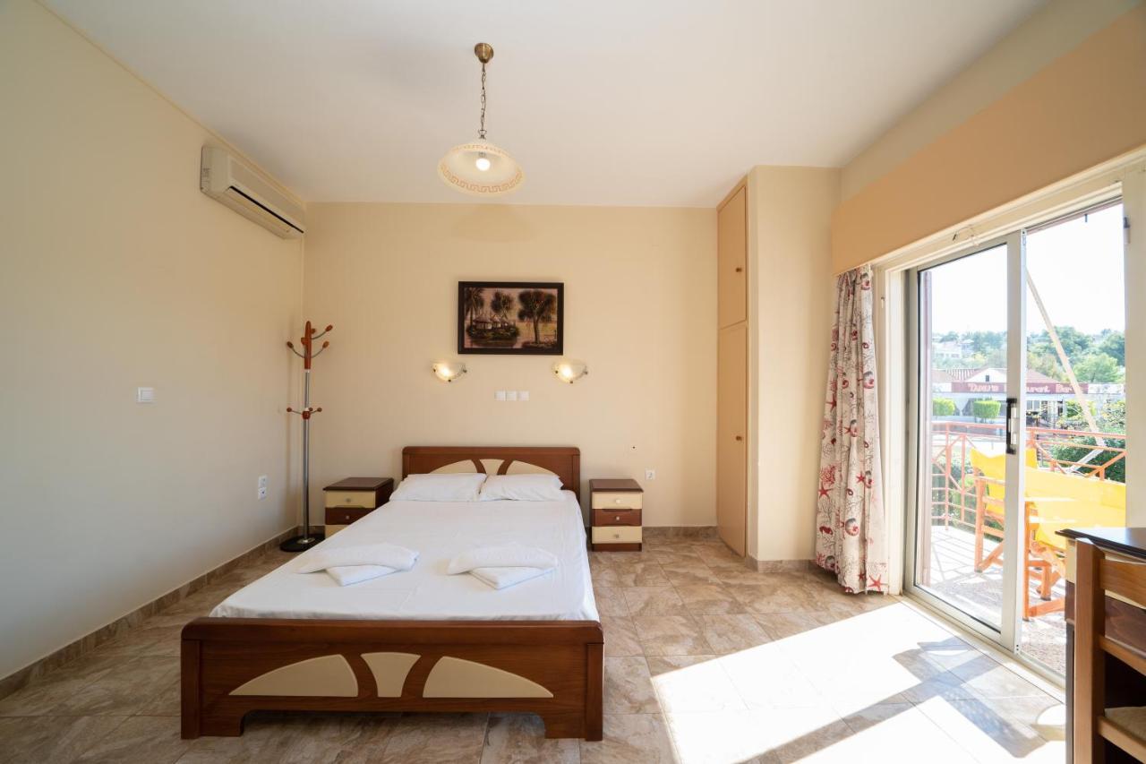 Lorenzo House Apartments Ласи Екстериор снимка