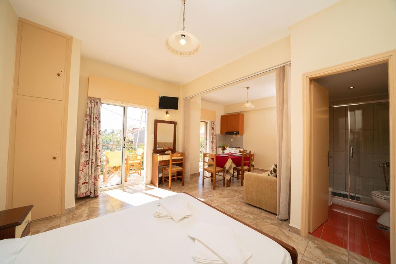 Lorenzo House Apartments Ласи Екстериор снимка