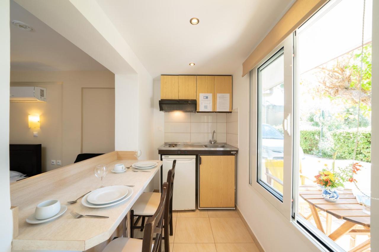 Lorenzo House Apartments Ласи Екстериор снимка