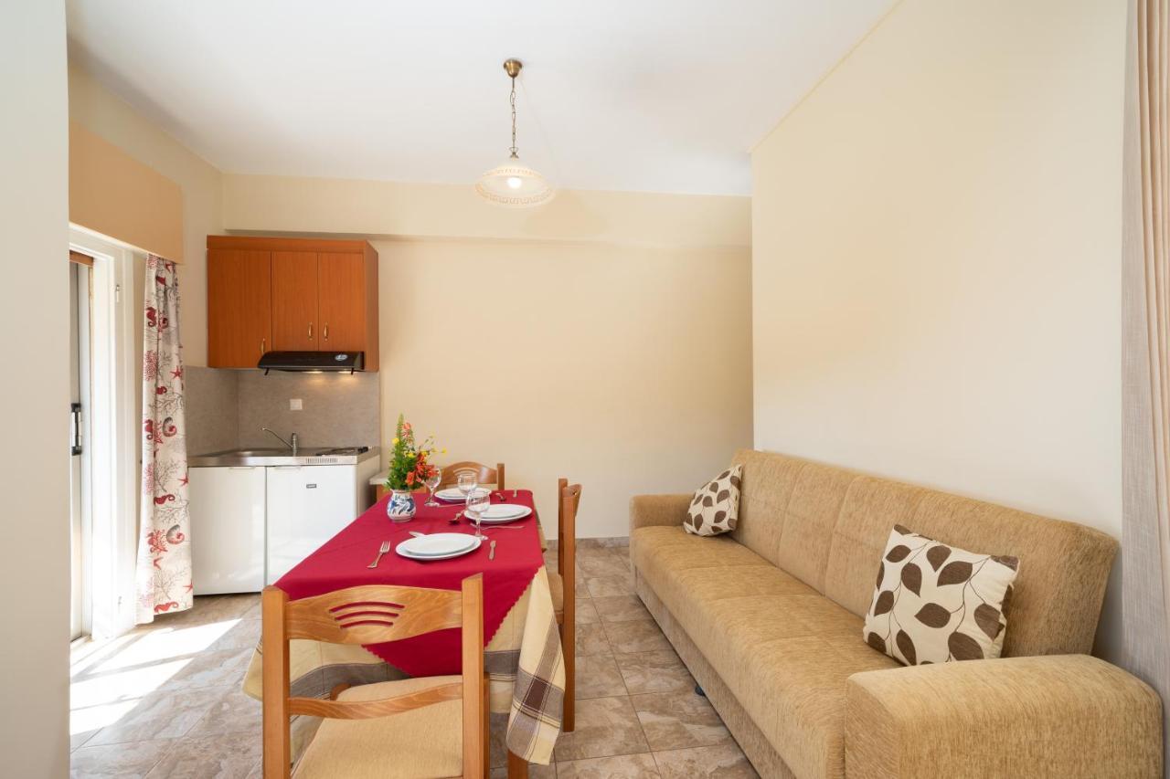 Lorenzo House Apartments Ласи Екстериор снимка