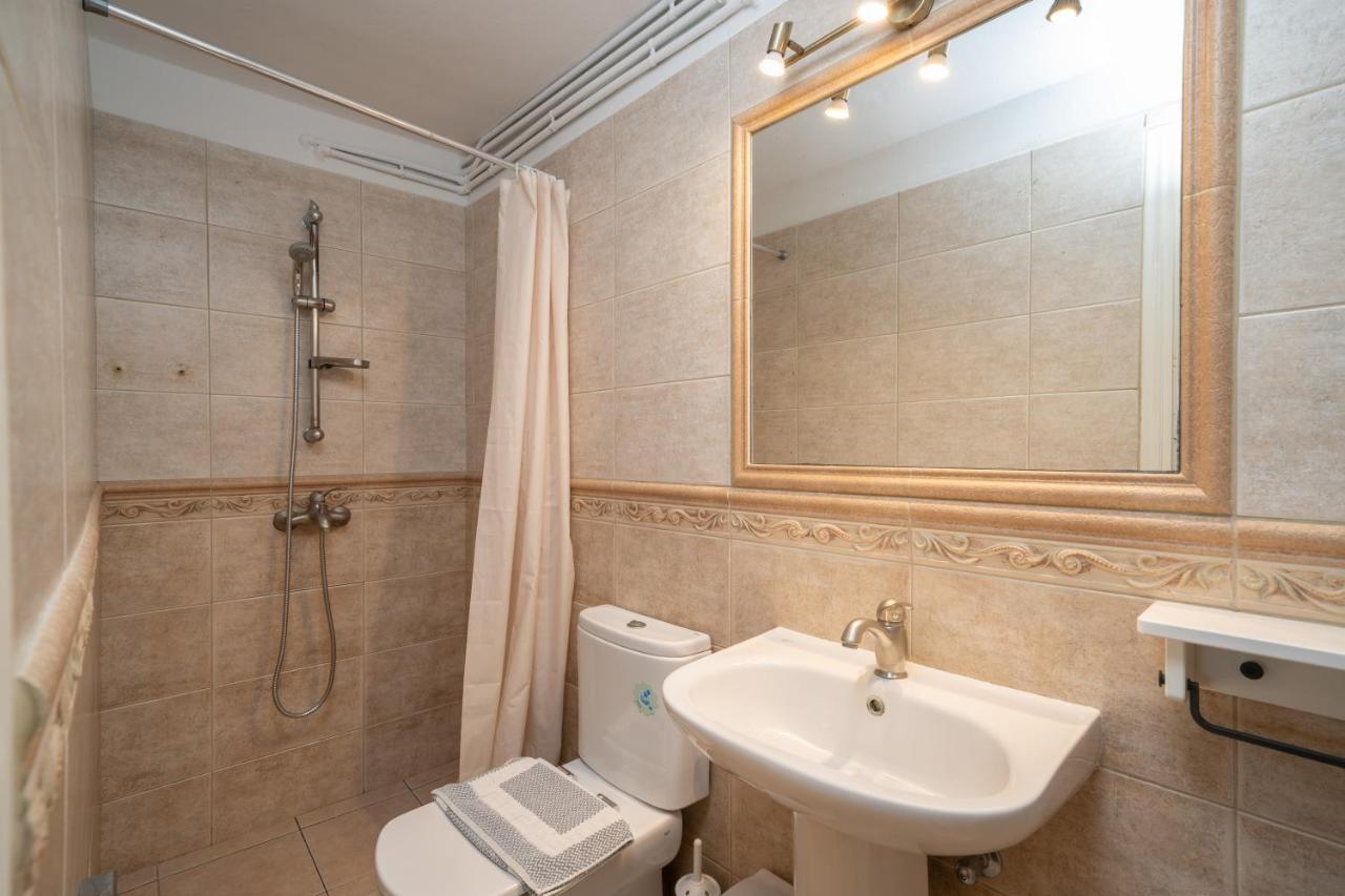 Lorenzo House Apartments Ласи Екстериор снимка