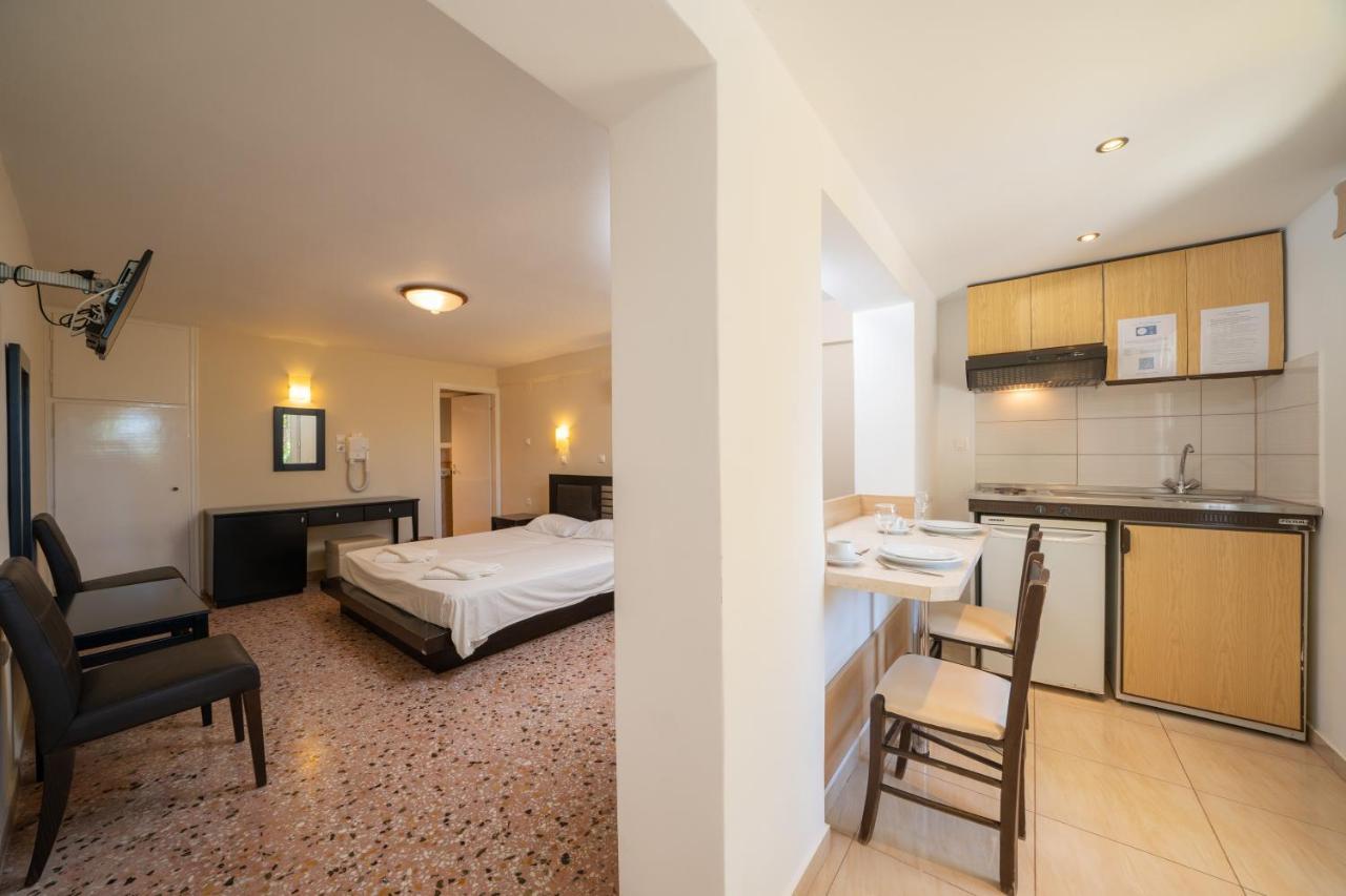 Lorenzo House Apartments Ласи Екстериор снимка